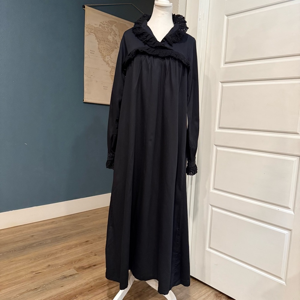 Made Vintage Nightgown Style Black Lace Trim Maxi Dress Size Small 38